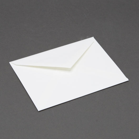Bi Trust Plain White Envelopes 153*90 mm 50 pc Pack || أظرف "باي تراست" سادة باللون الأبيض مقاس 153*90 مم - عبوة 50 حبة