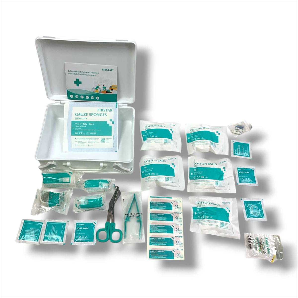 First Aid Kit 25 Pcs || علبة الإسعافات الأولية ٢٥ قطعه